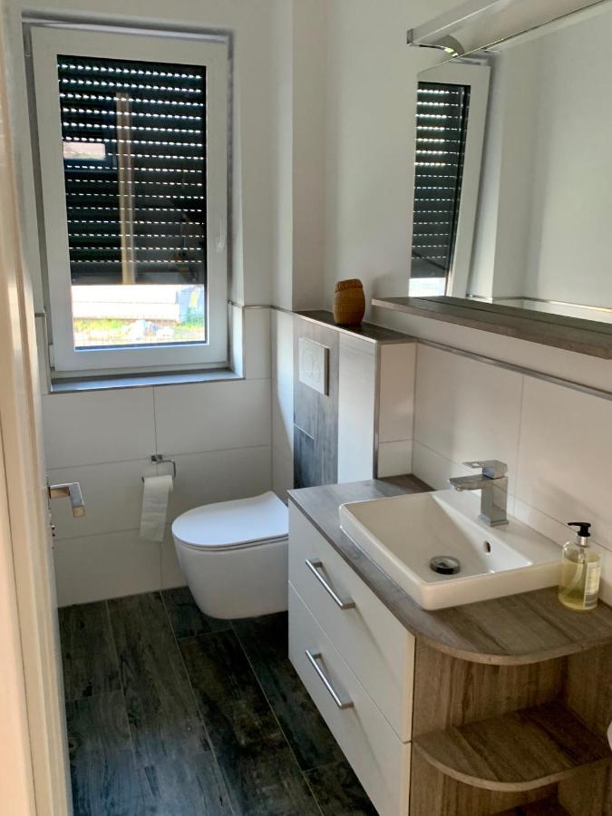 Ferienhaus Seestern Am Harkebruegger See Mit Sauna Und Kamin Barssel  Buitenkant foto